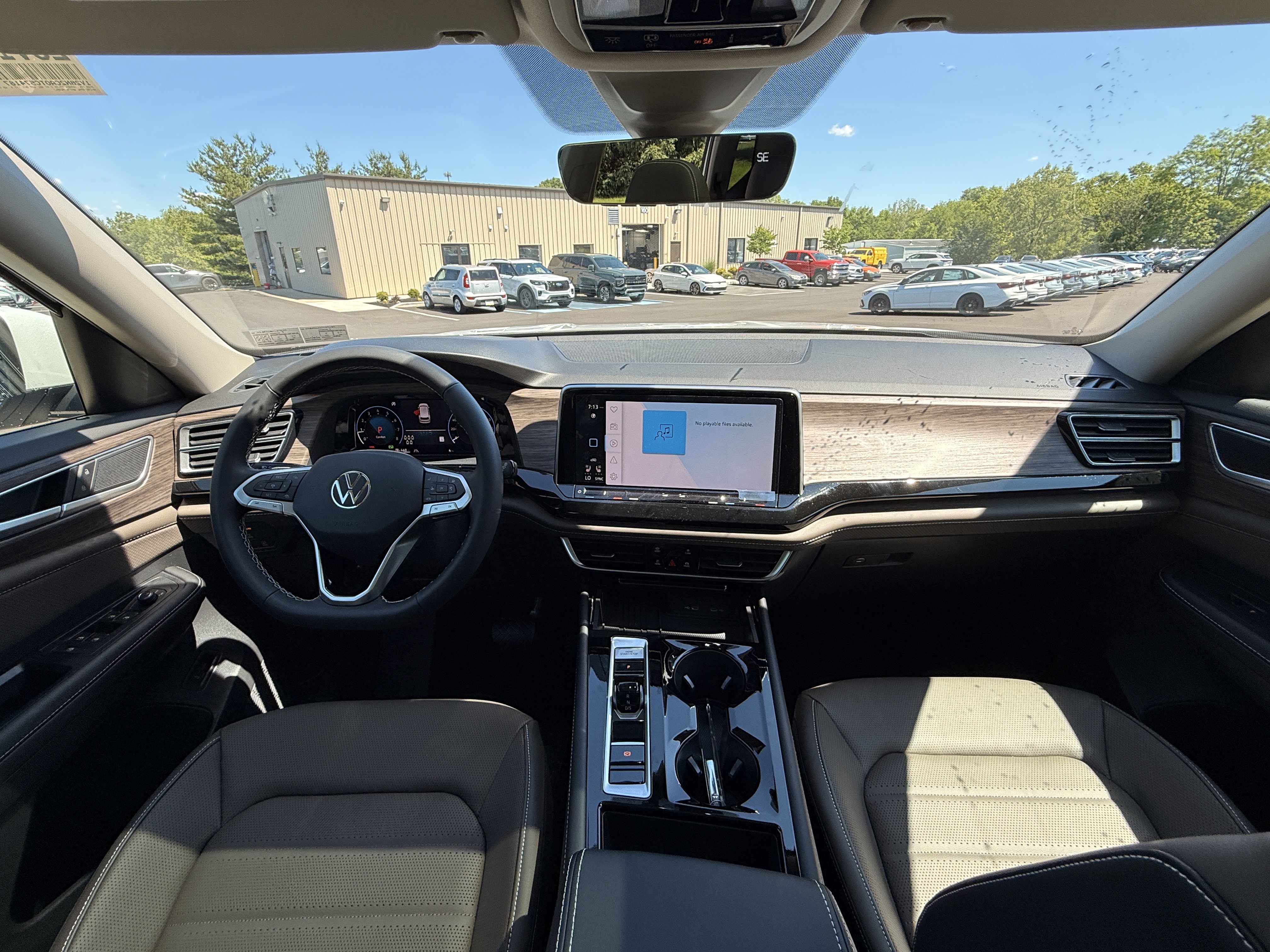 New 2026 Opal White Pearl Volkswagen 2.0T SEL image 3