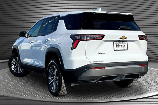 New 2026 Summit White Chevrolet LT image 3