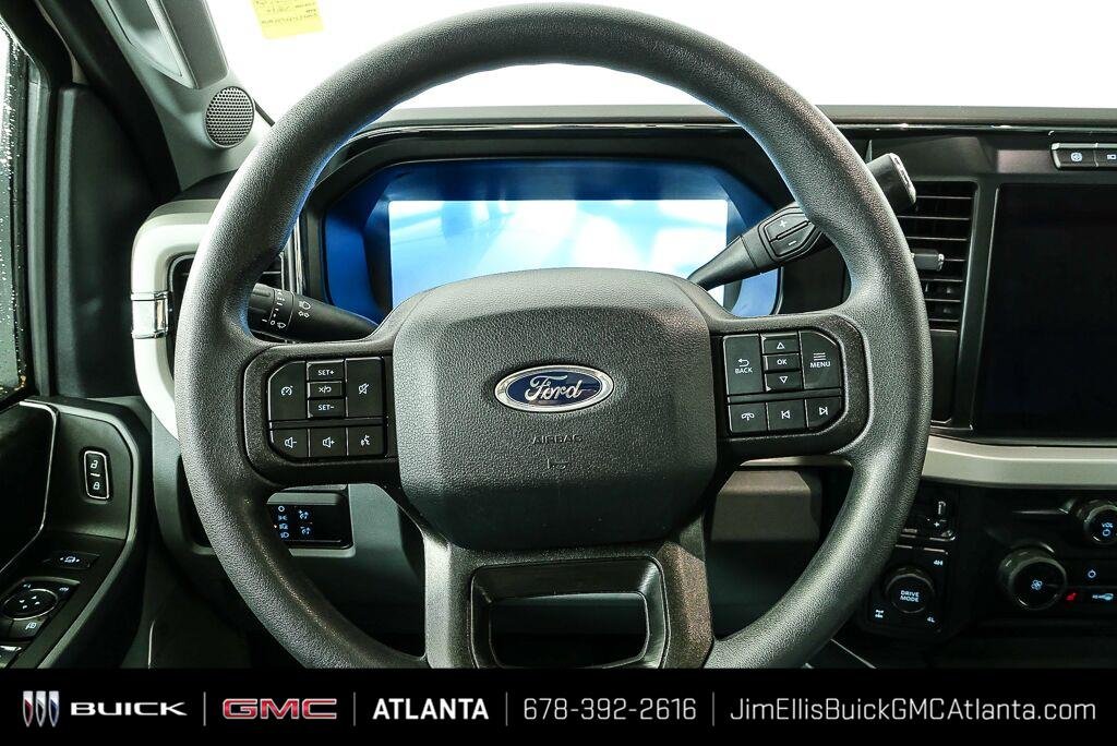 Used 2024 Oxford White Ford XLT image 10