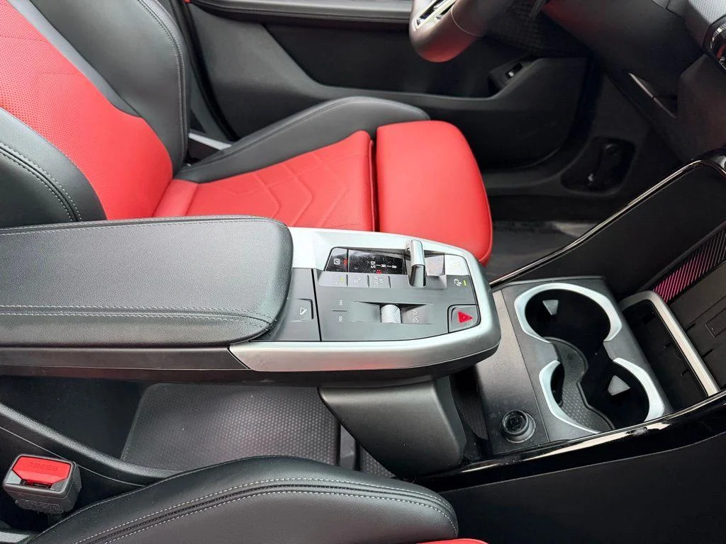 Used 2026 Silver BMW M35i image 14