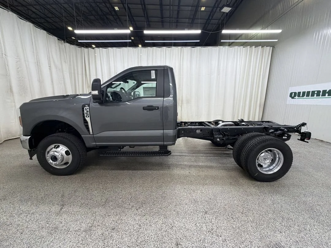 New 2026 Carbonized Gray Metallic Ford F-350® XL image 6