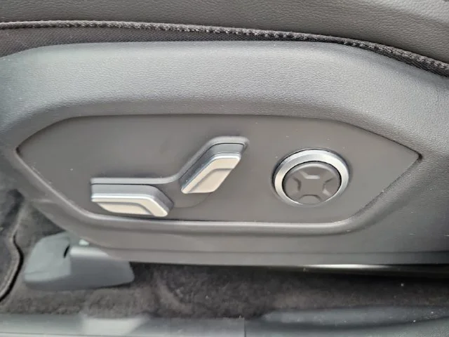 2024 Hyundai Santa Fe Limited - Photo 20