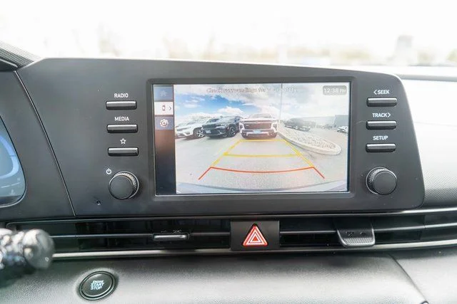 Used 2025 Gray Hyundai SEL Sport image 24