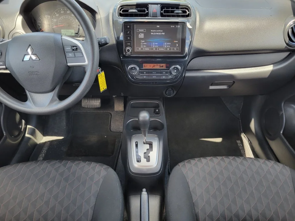 Used 2024 Gray Mitsubishi ES image 18