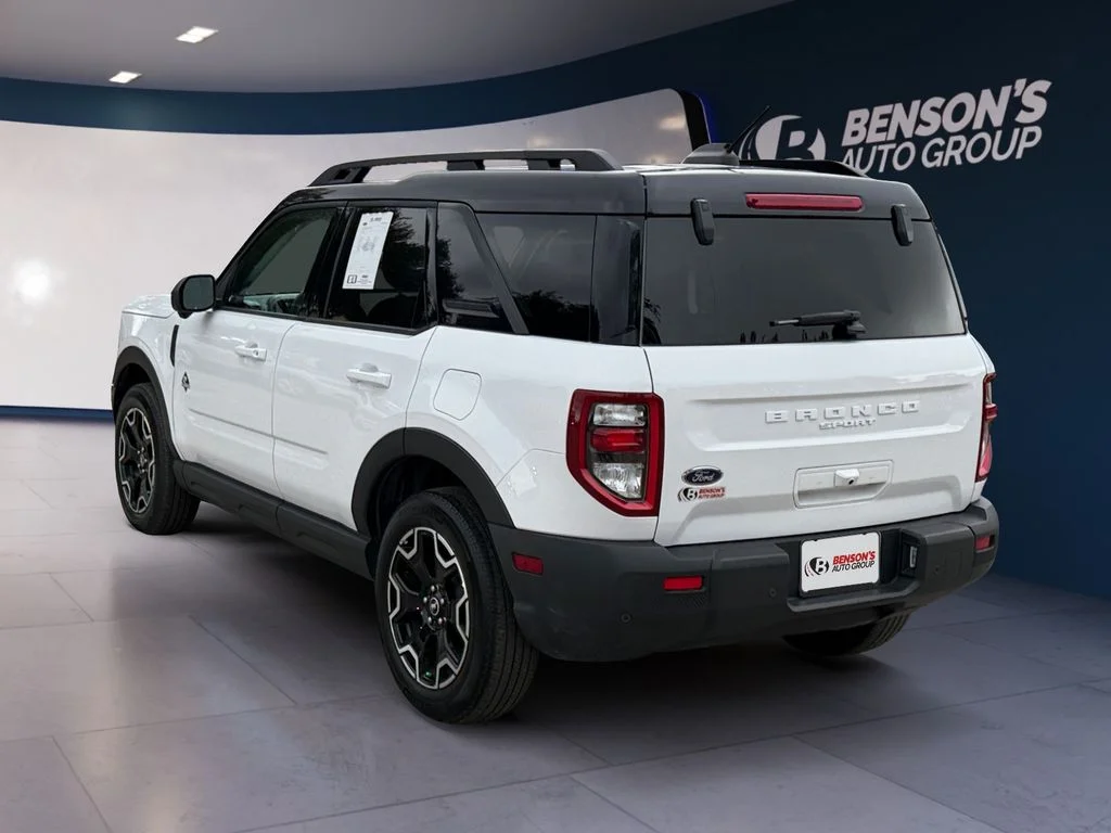 Used 2025 White Ford Outer Banks image 3