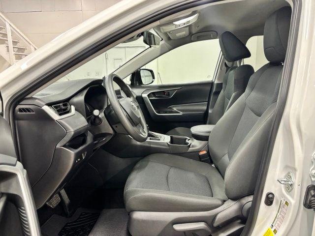 Certified Used 2025 ICE CAP Toyota  image 17