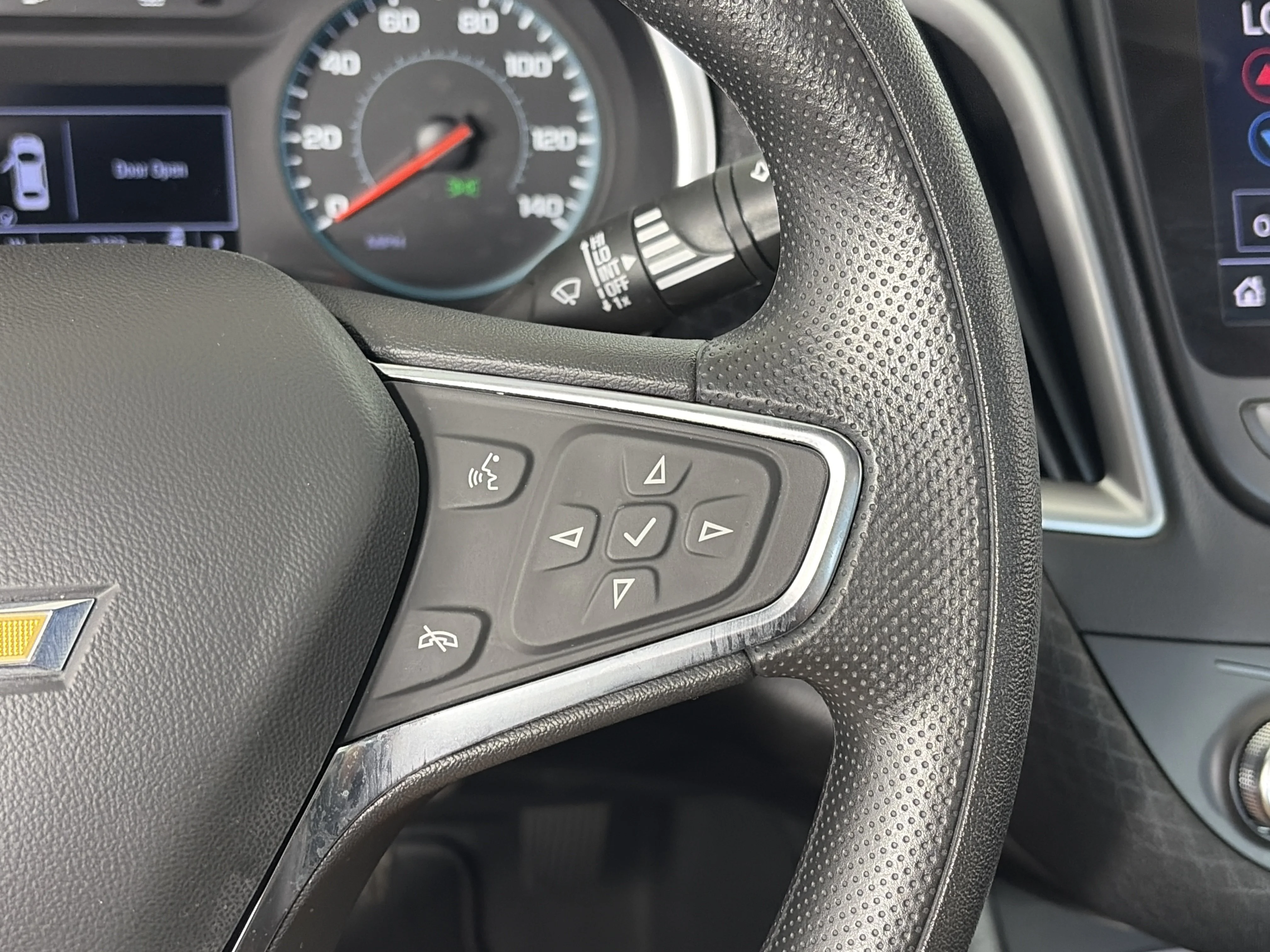 Used 2024 Mosaic Black Metallic Chevrolet 1LT image 28