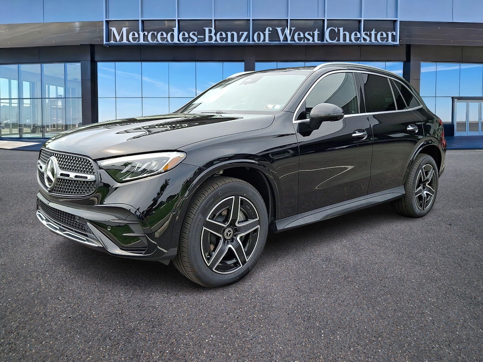 New 2027 Black Mercedes-Benz GLC 300 image 24