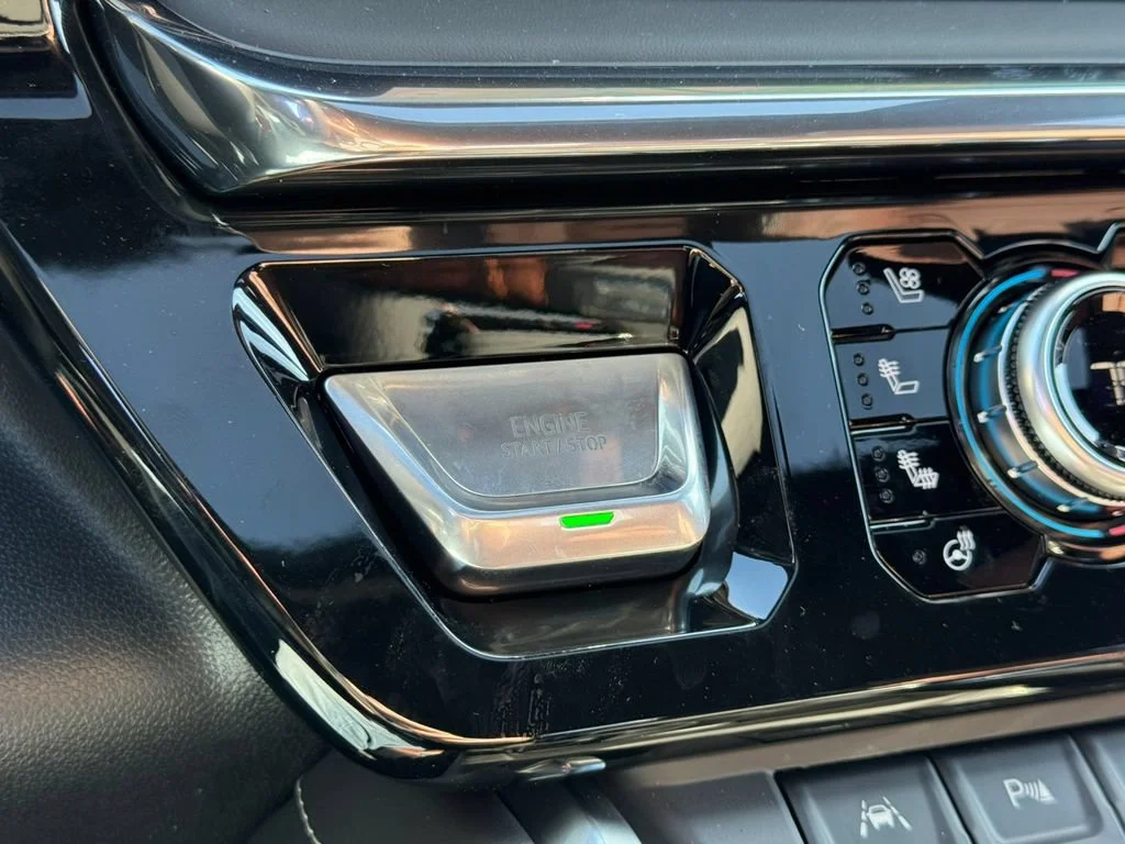 New 2026 DOWNPOUR METALLIC GMC Denali Ultimate image 39
