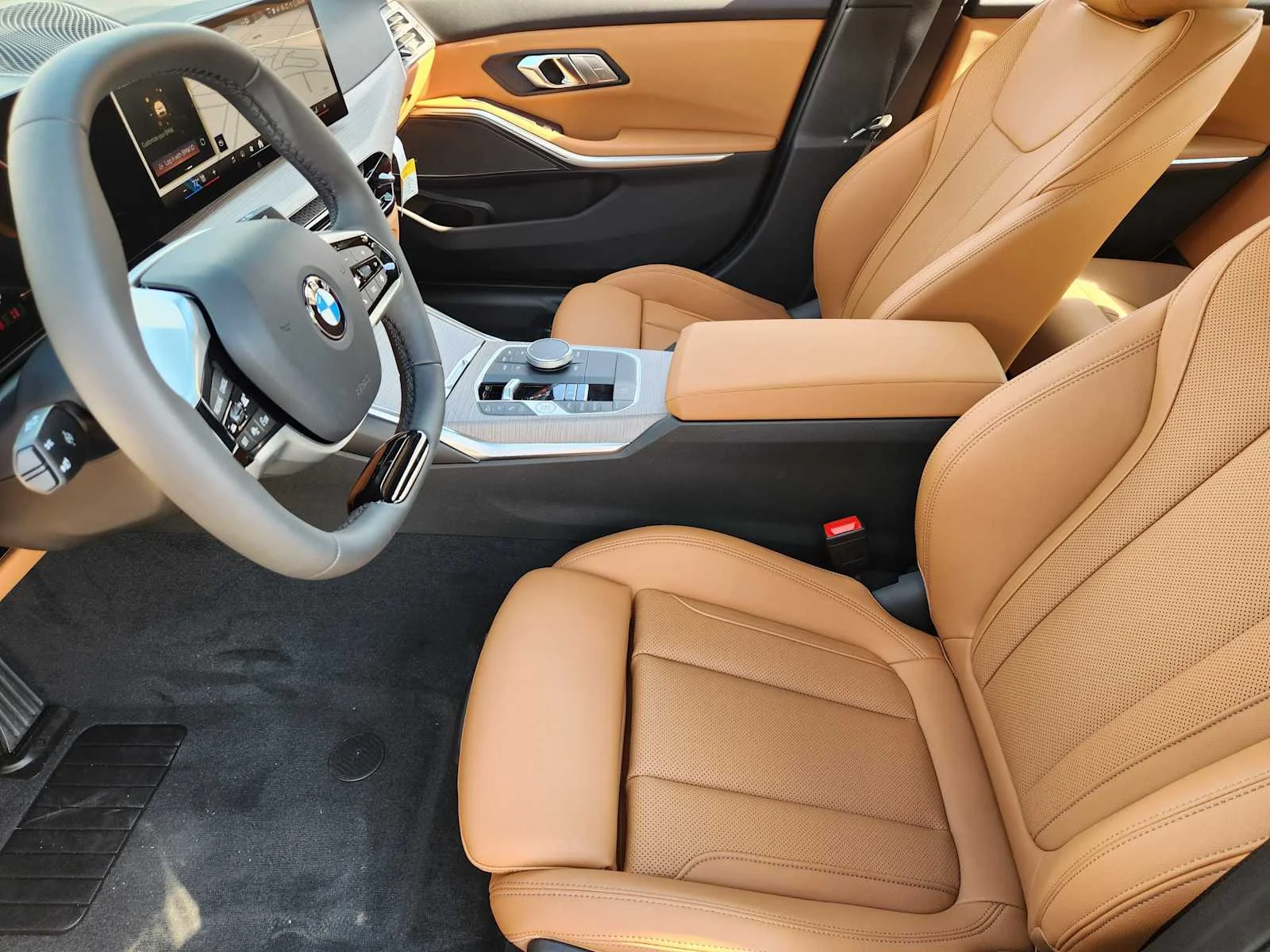New 2026 Black Sapphire Metallic BMW 330i NA image 4
