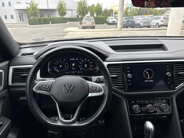 Used 2022 Gray Volkswagen 3.6L V6 SEL Premium R-Line image 13