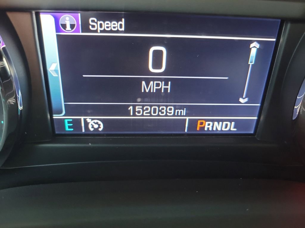 Used 2018 Silver Chevrolet LT image 28