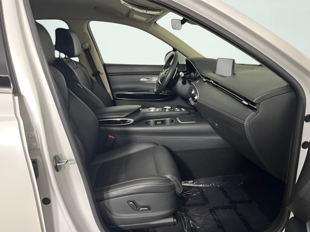 2025 GENESIS GV70 Standard - Photo 16