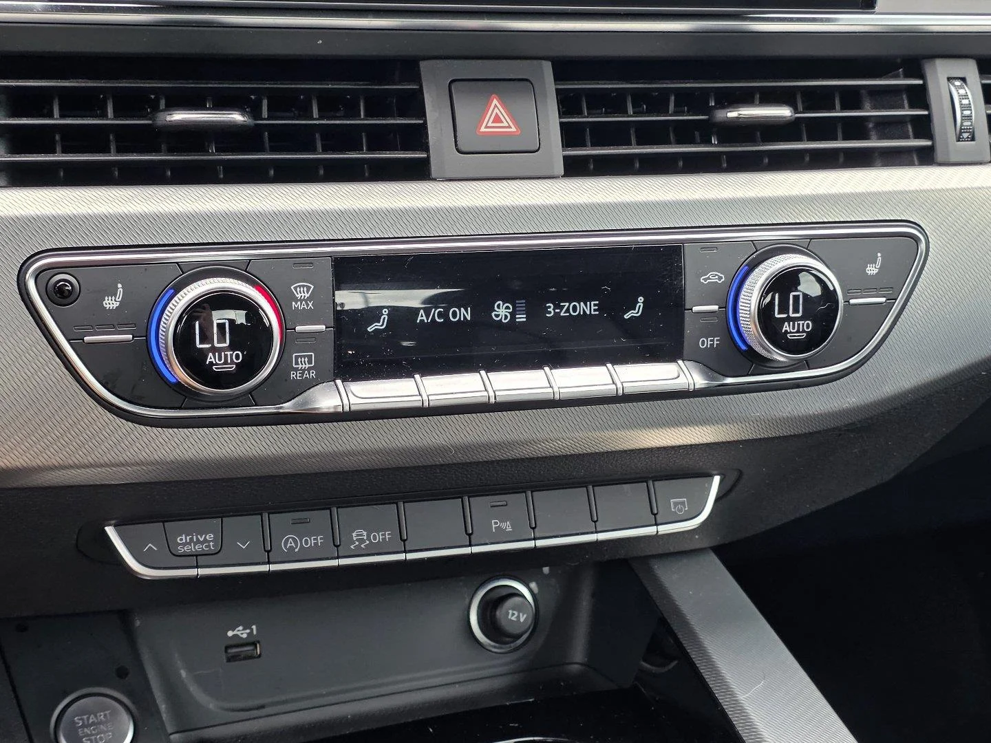 Used 2025  Audi S line Premium image 16