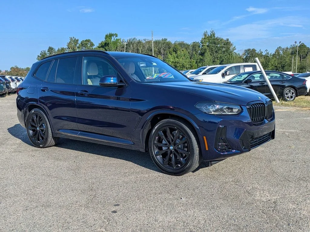 Used 2023 Blue BMW sDrive30i image 2
