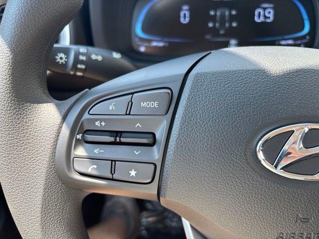 New 2026 Onyx Black Hyundai SE image 50