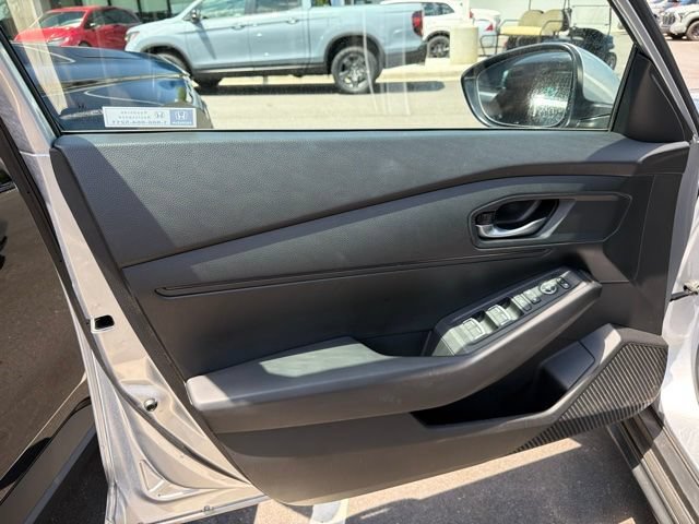 Certified Used 2025 Solar Silver Metallic Honda 1.5T LX image 43
