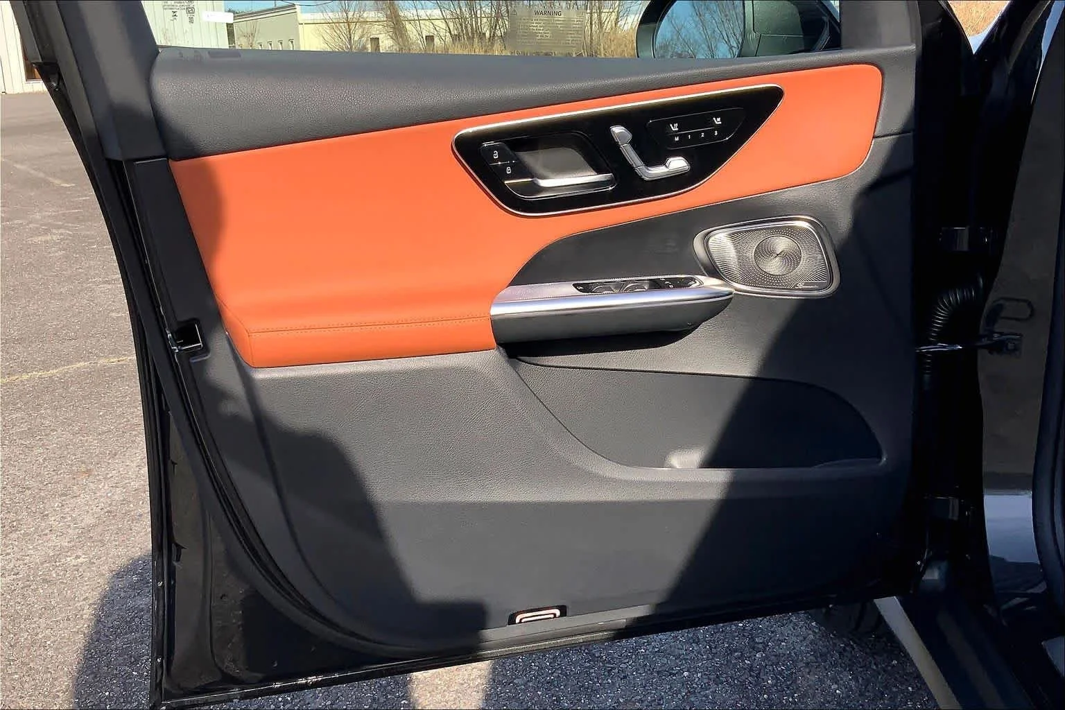 New 2026 Graphite Grey Metallic Mercedes-Benz GLC 300 image 10