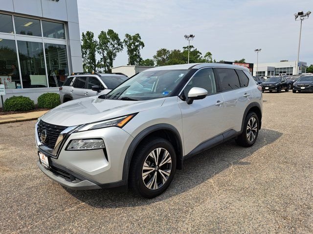 Used 2021 Silver Nissan SV image 2