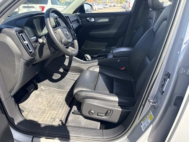 Used 2023 Silver Volvo Ultimate image 25