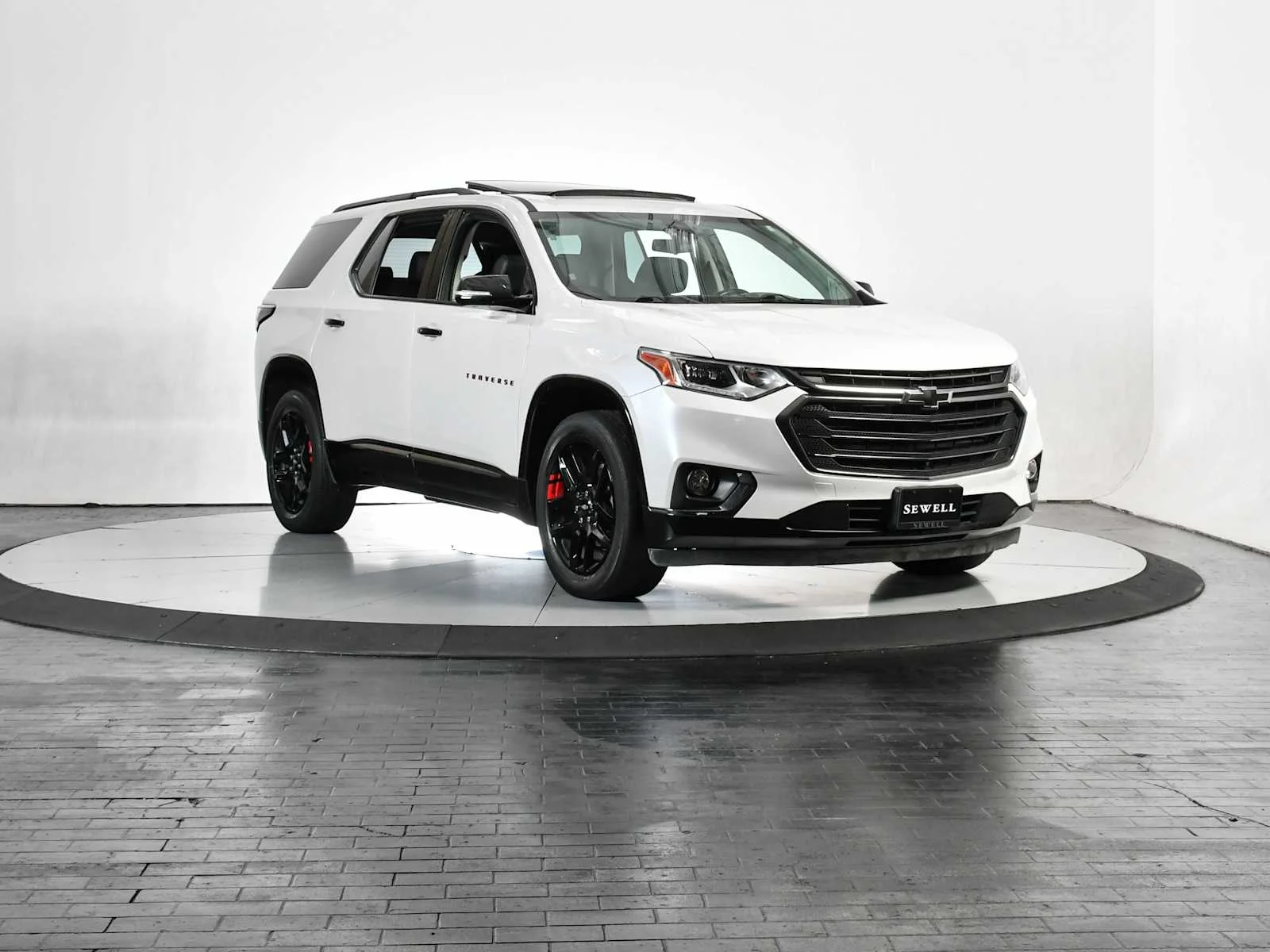 Used 2019 Iridescent Pearl Tricoat Chevrolet Premier image 7