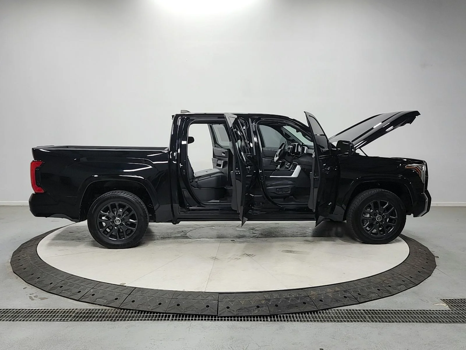 Used 2024 Black Toyota Platinum image 16