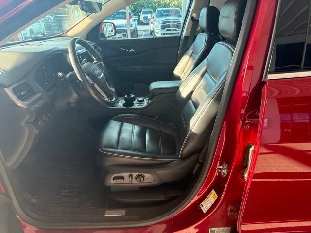 Used 2021 CAYENNE RED TINTCOAT GMC Denali image 4