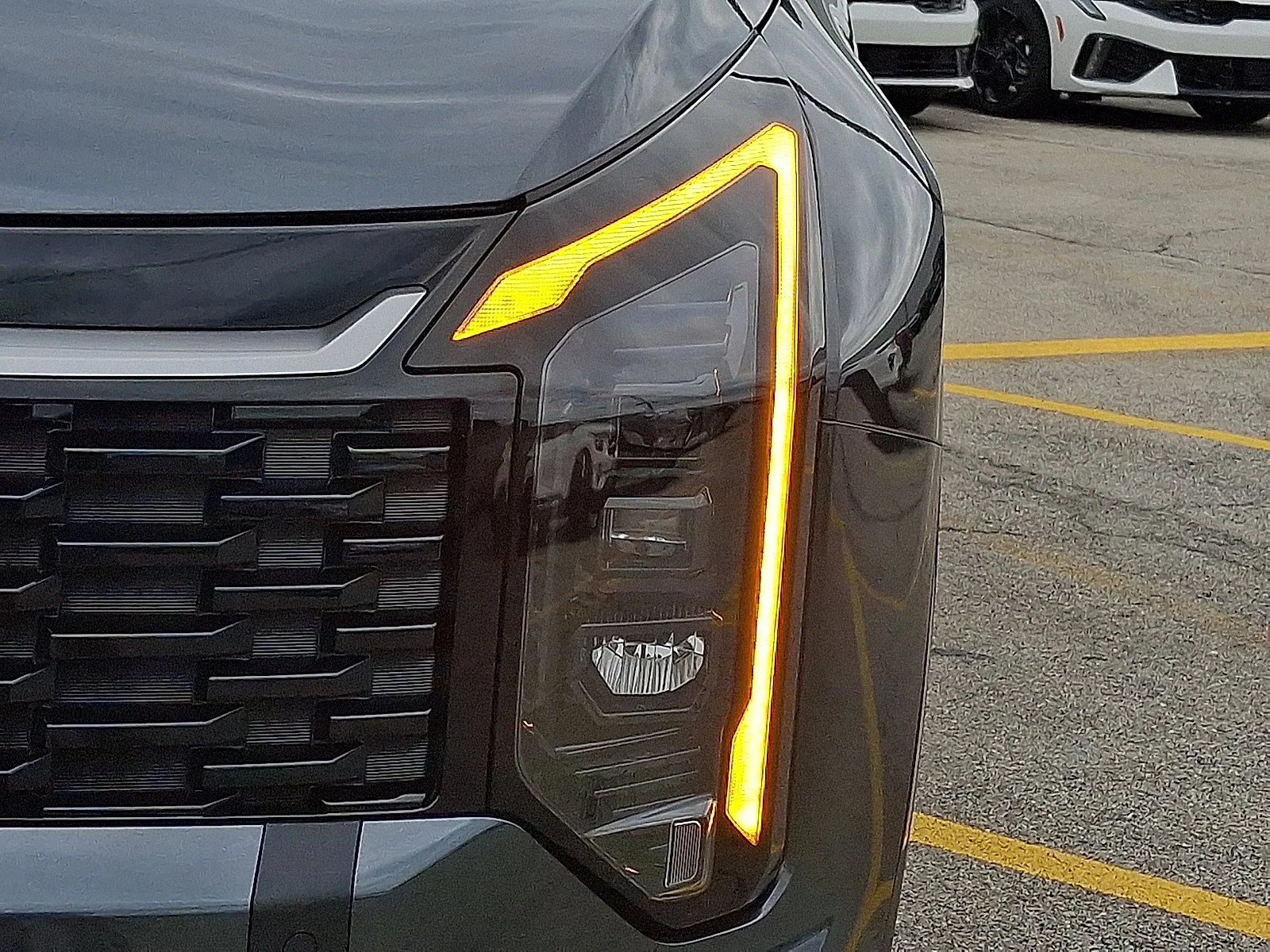 New 2027 Gray Kia S image 8
