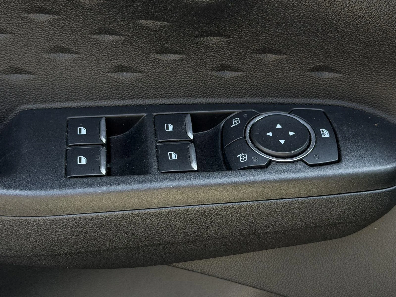 Used 2020 Blue Ford S image 10