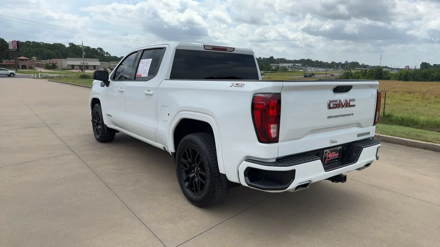 Used 2025 Summit White GMC Elevation image 7