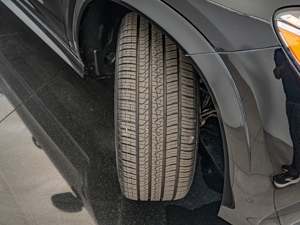 Used 2025 Obsidian Black Metallic Mercedes-Benz GLE 350 image 43