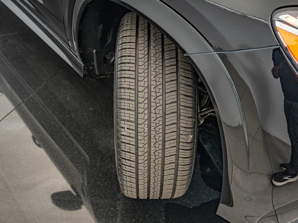 Used 2025 Obsidian Black Metallic Mercedes-Benz GLE 350 image 43