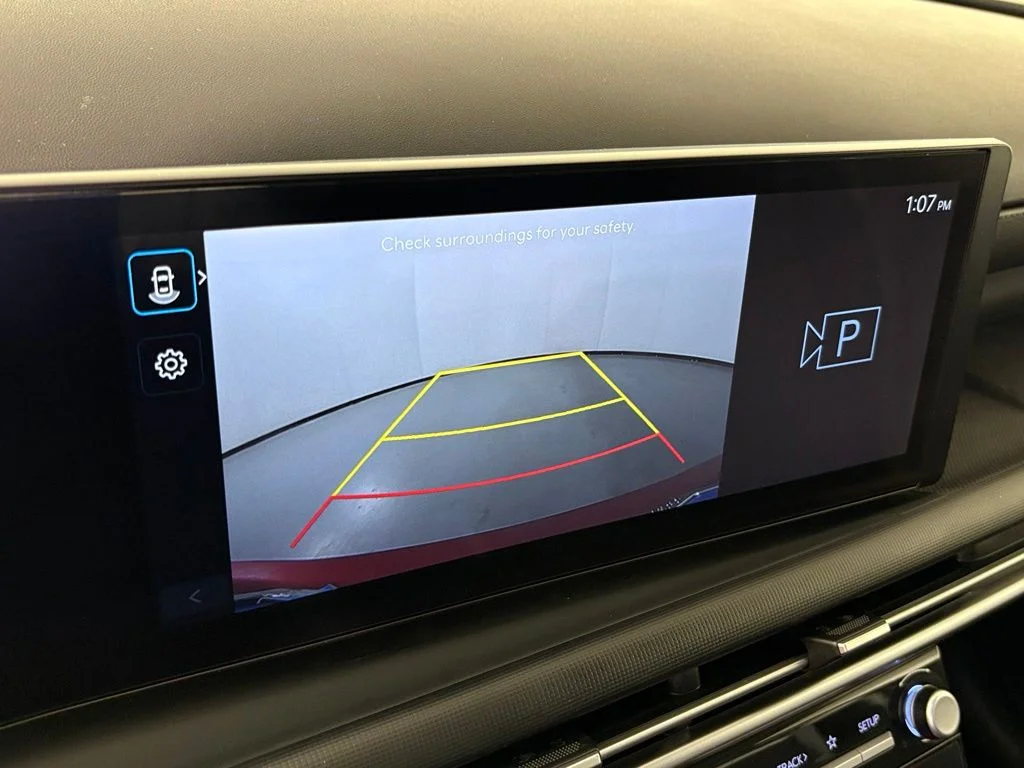 Used 2025 Red Hyundai SEL image 26