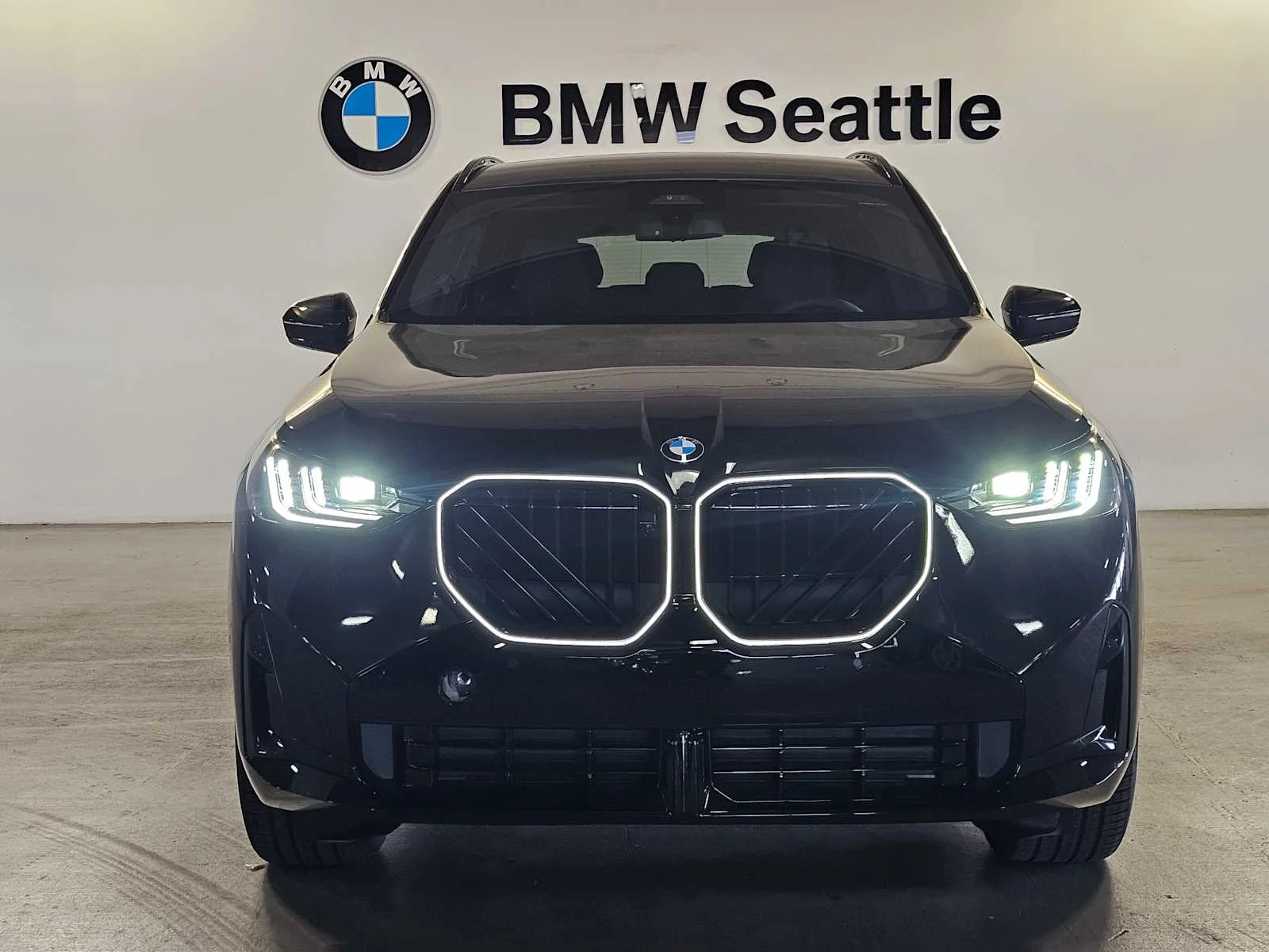 New 2026 Black Sapphire Metallic BMW 30 xDrive image 6