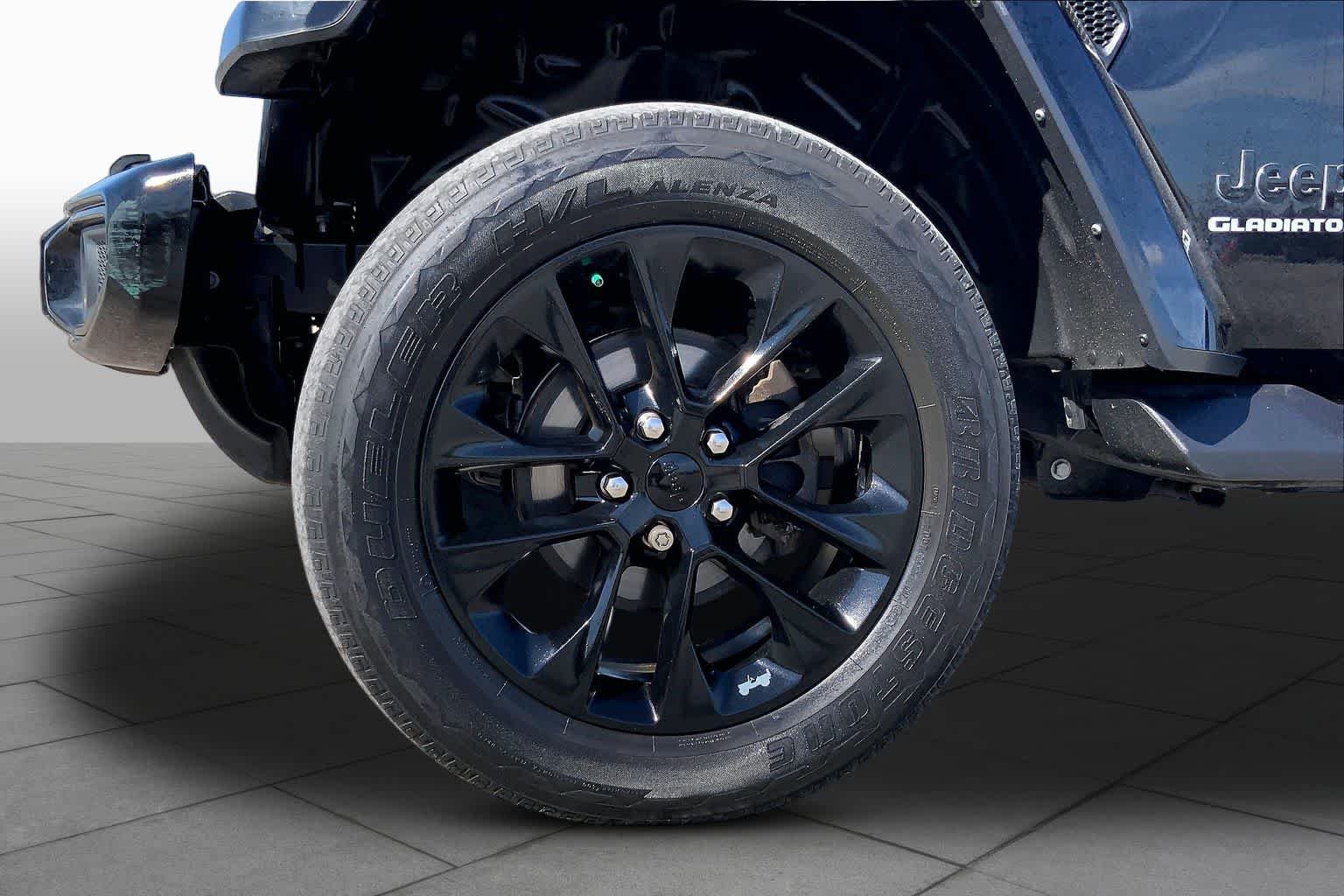Used 2022 Black Clear Coat Jeep High Altitude image 11
