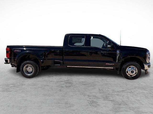 New 2026 Agate Black Metallic Ford F-350® Lariat® image 37