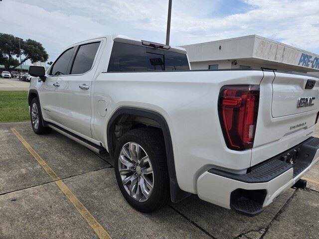Used 2022 White Frost Tricoat GMC Denali image 3