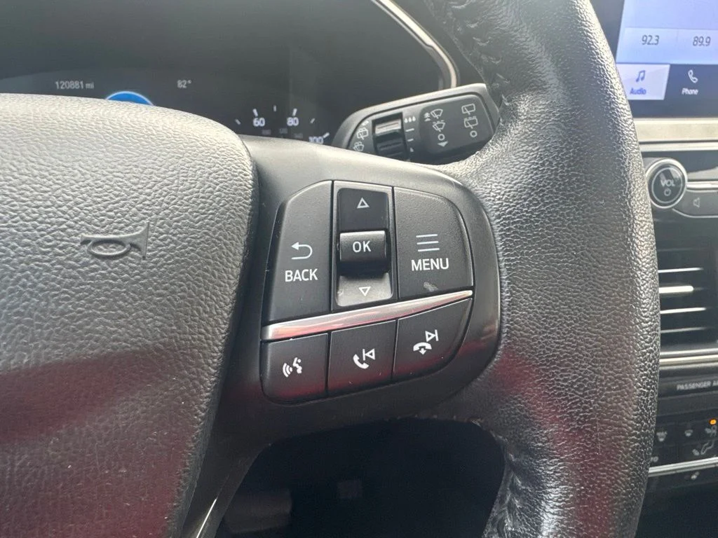 Certified Used 2020 Ingot Silver Ford SEL image 19
