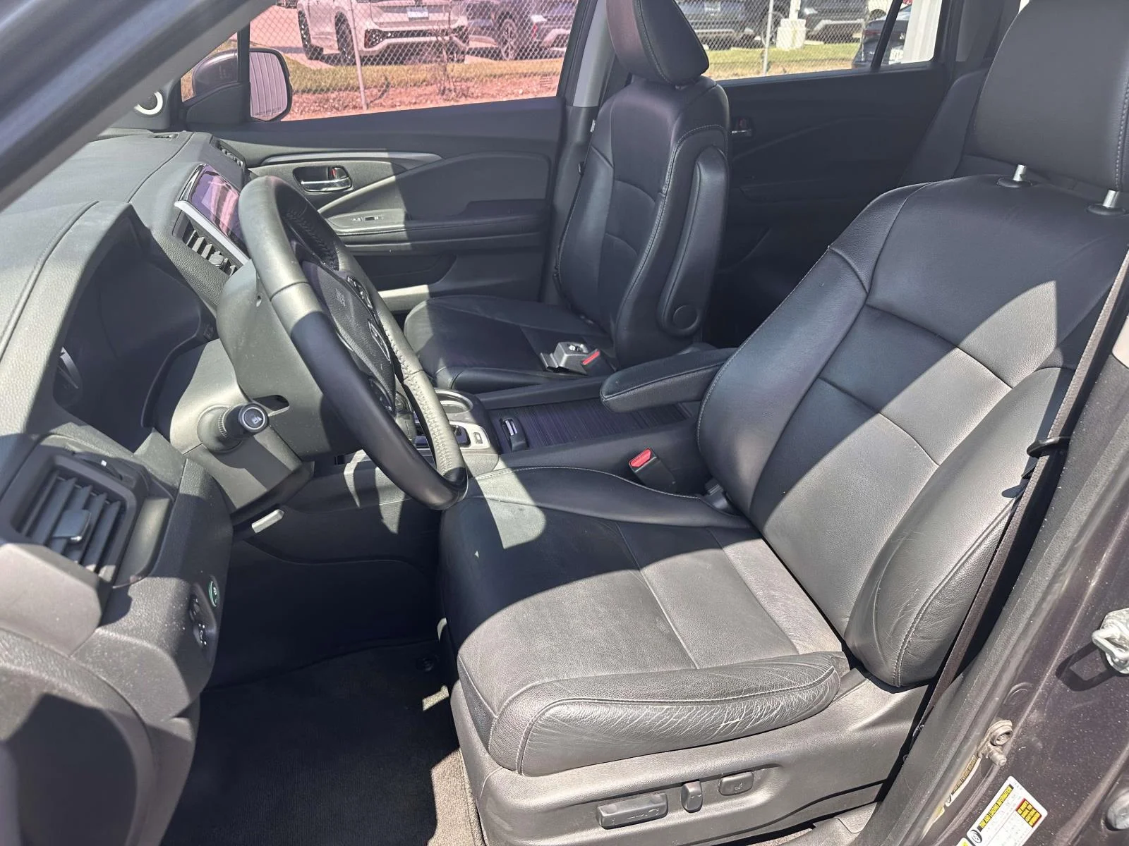 Used 2016 Gray Honda EX-L image 13