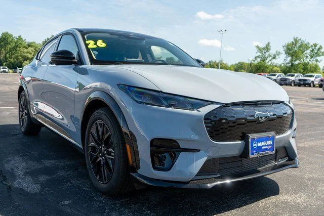 New 2026 Glacier Gray Metallic Tri-coat Ford Premium image 4