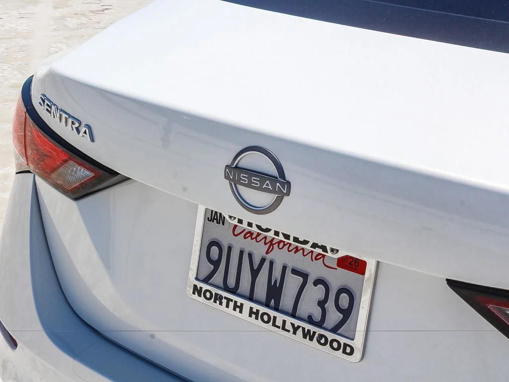 Used 2025 Aspen White Nissan SV image 8