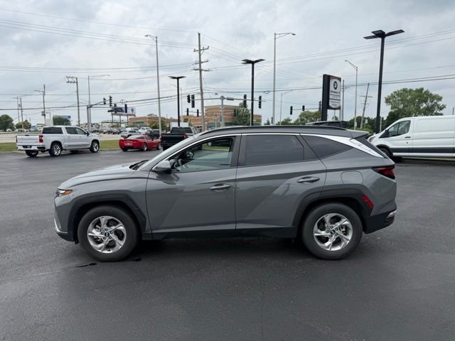 Used 2024 Gray Hyundai SEL image 2