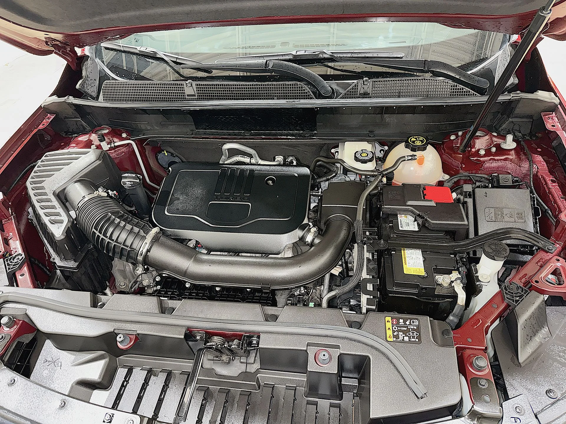 Used 2023 Volcanic Red Tintcoat GMC SLE image 27