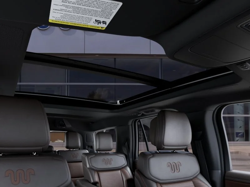 New 2027 Star White Metallic Tri-Coat Ford King Ranch® image 23