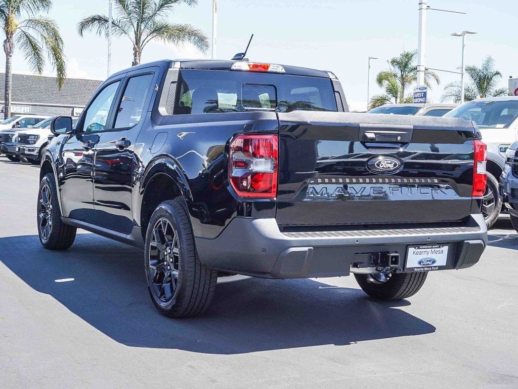 New 2025 Shadow Black Ford Lariat image 6