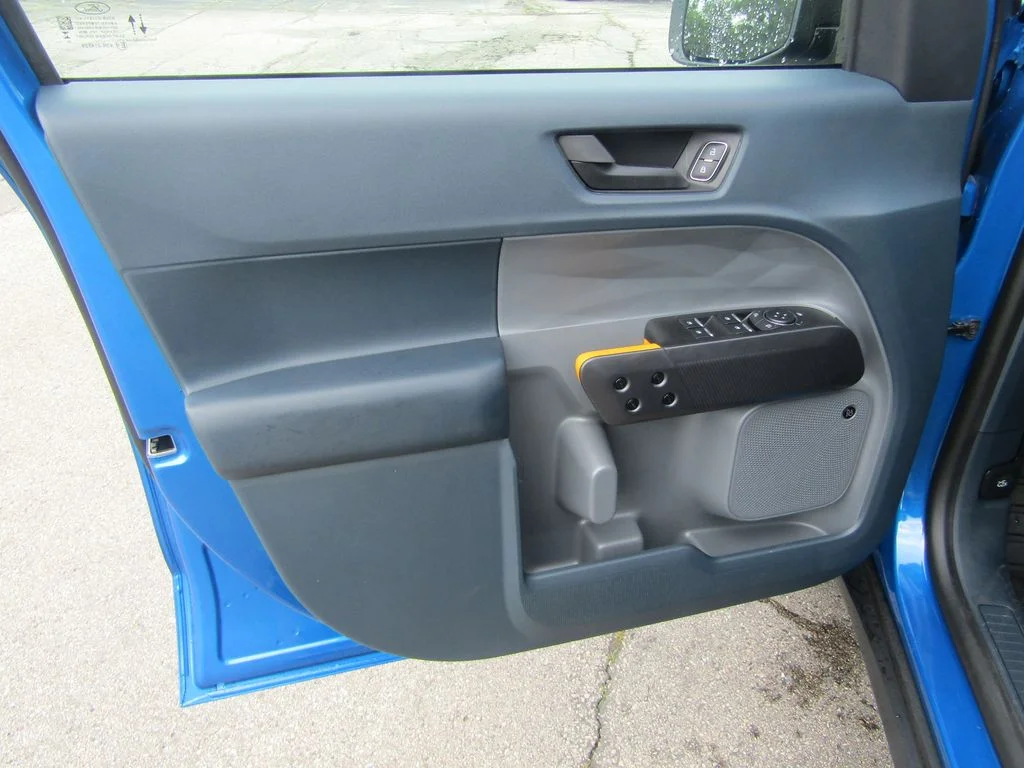 New 2026 Velocity Blue Ford Tremor® image 18