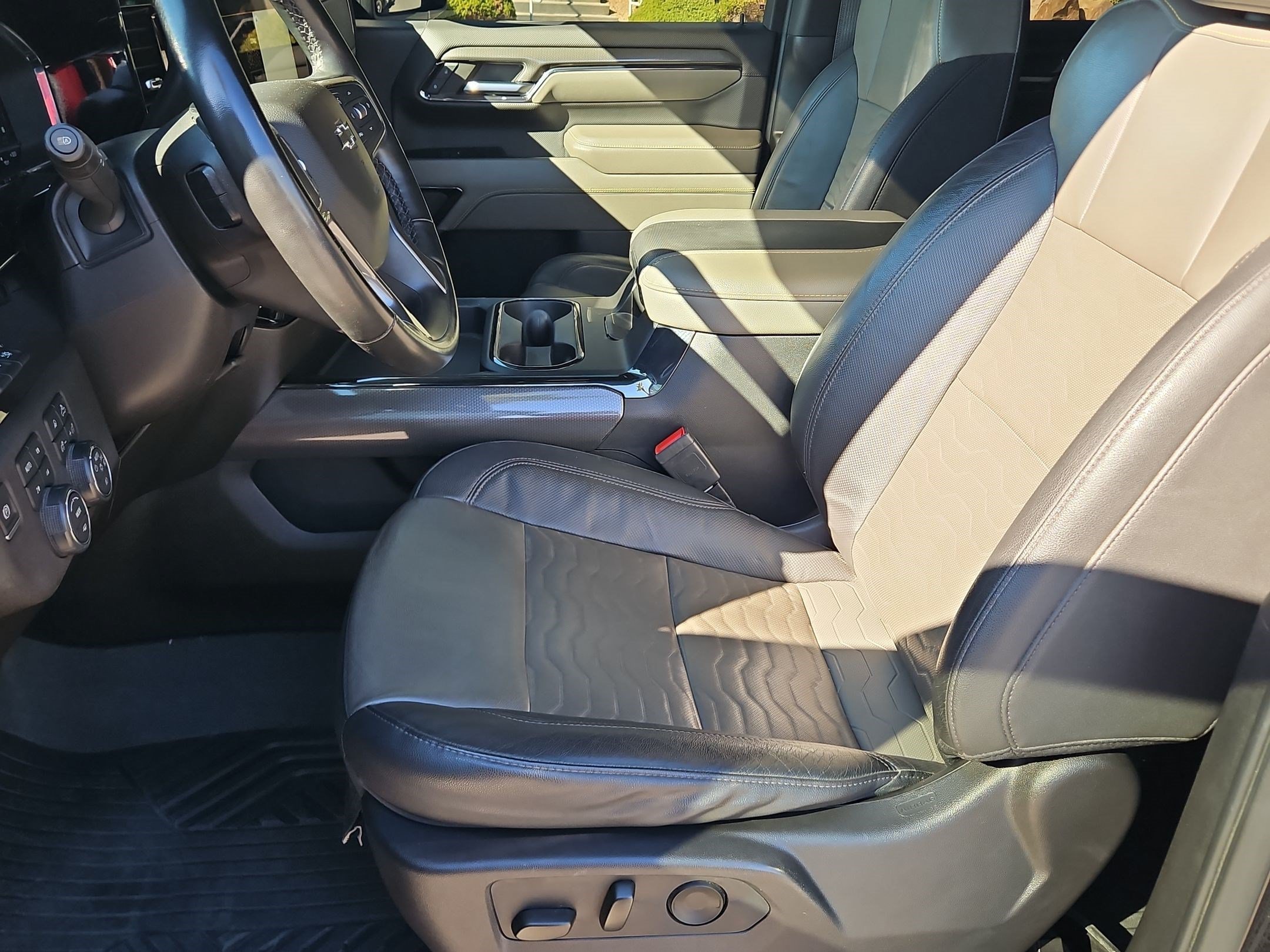 2024 Chevrolet Silverado 2500HD ZR2 - Photo 24