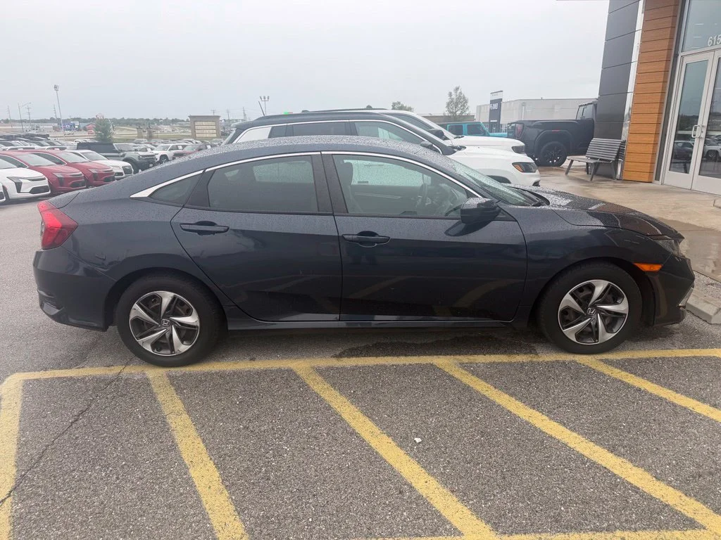Used 2019 Blue Honda LX image 5