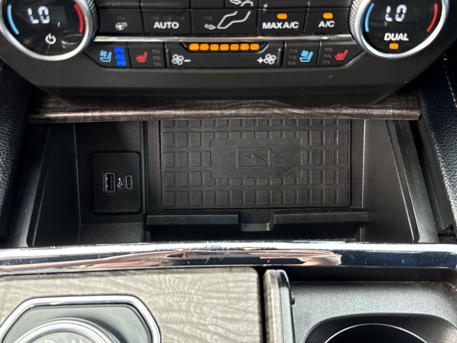 Used 2021 Oxford White Ford Limited image 31