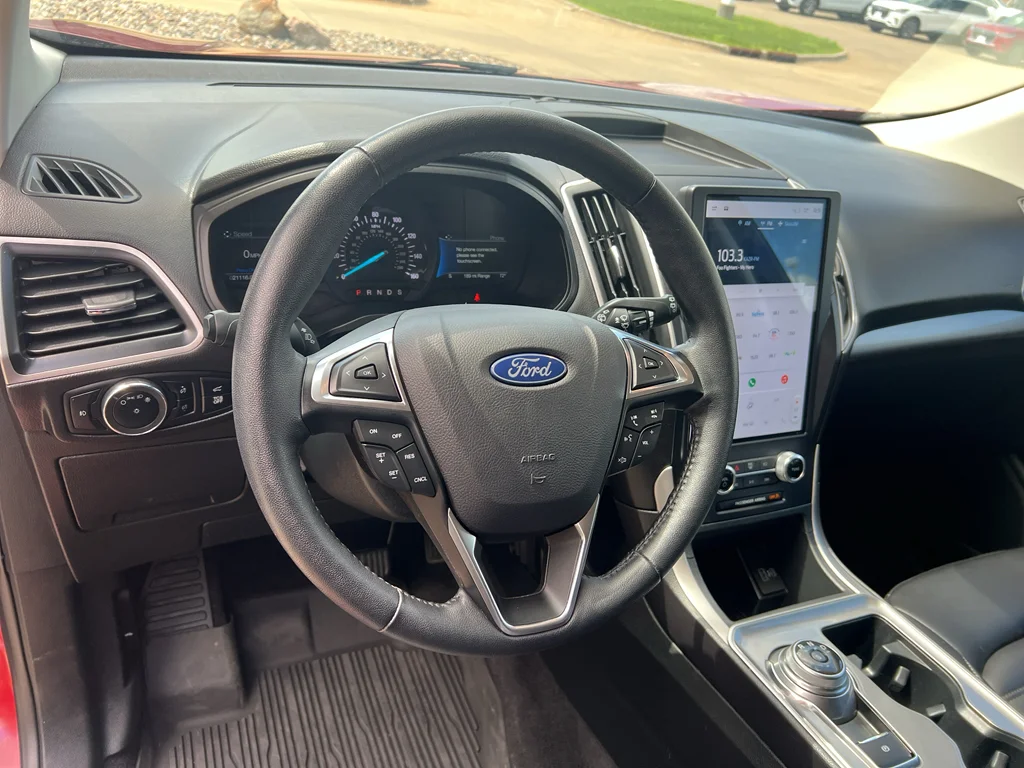 Used 2024 Rapid Red Metallic Tinted Clearcoat Ford SEL image 13